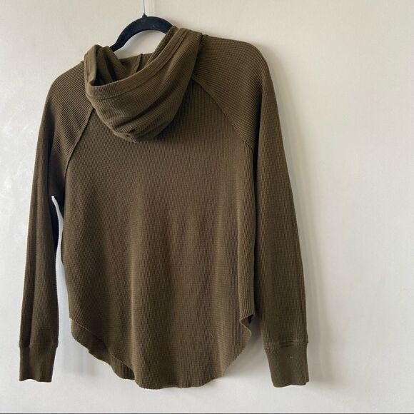 Aritzia-golden TNA Nevado Olive Green Waffle Hooded Thermal (Size:XS) - Picture 5 of 10